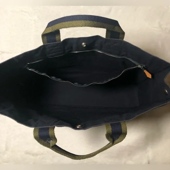 Hermes Authentic Fourre Tout Navy/Green Tote Bag,GUC. - Picture 10 of 17